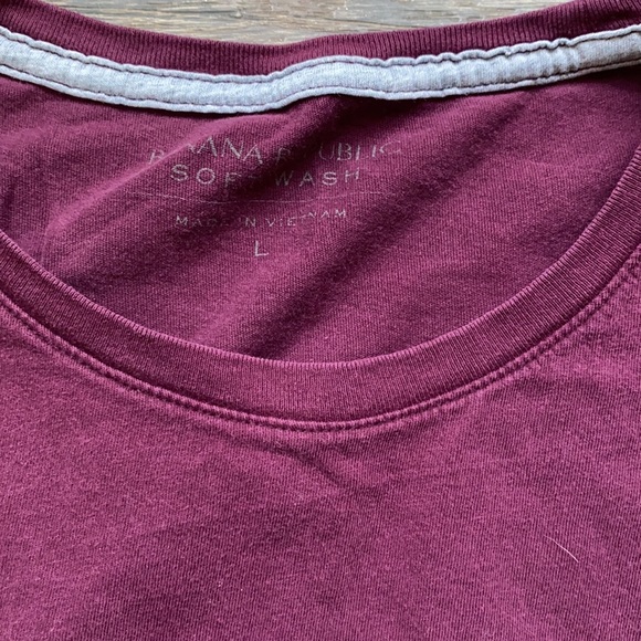 Banana Republic Long Sleeve Tee - Picture 2 of 3